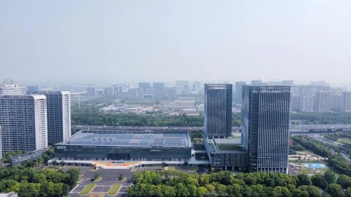 如何从篮球表演赛中学到实用的防守技巧_1